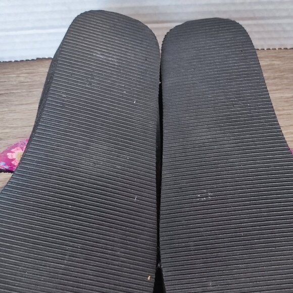 Mukluks sandals women's size 7 purple floral design lightweight - Picture 9 of 10